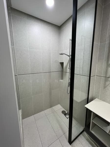 Service Residence for Rent at Millerz Square Serviced Residence - Austin Loo - Bathroom - PropertyGuru.com.my