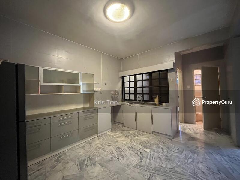 Untuk Dijual - Jalan SL4