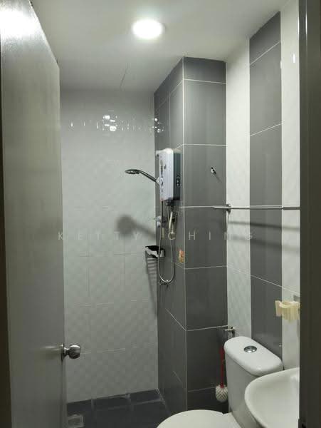 Kondominium untuk Disewa di 228 Kondominium - Ketty Ching - Bathroom - PropertyGuru.com.my