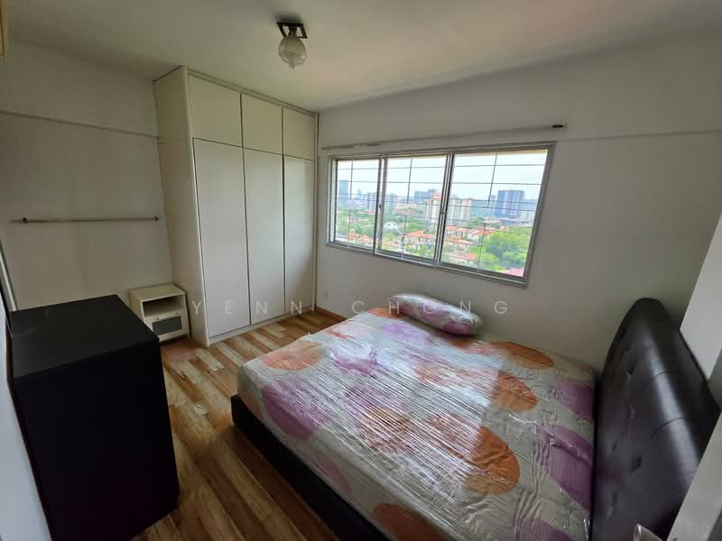 Condominium for Sale at O.G. Heights - Yenn Chong - Bedroom - PropertyGuru.com.my