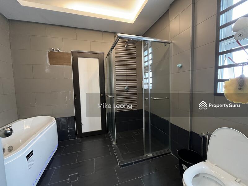 Jalan Tropika 3A, Taman Suria Tropika, Seri Kembangan untuk Untuk Dijual - RM 1,000,000, Feb 2026 - PropertyGuru.com.my