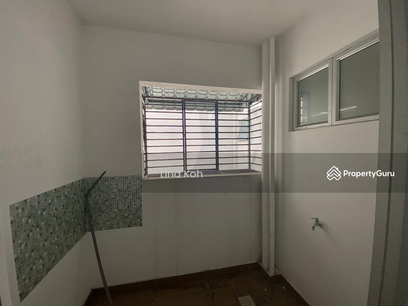 For Rent - Azaria