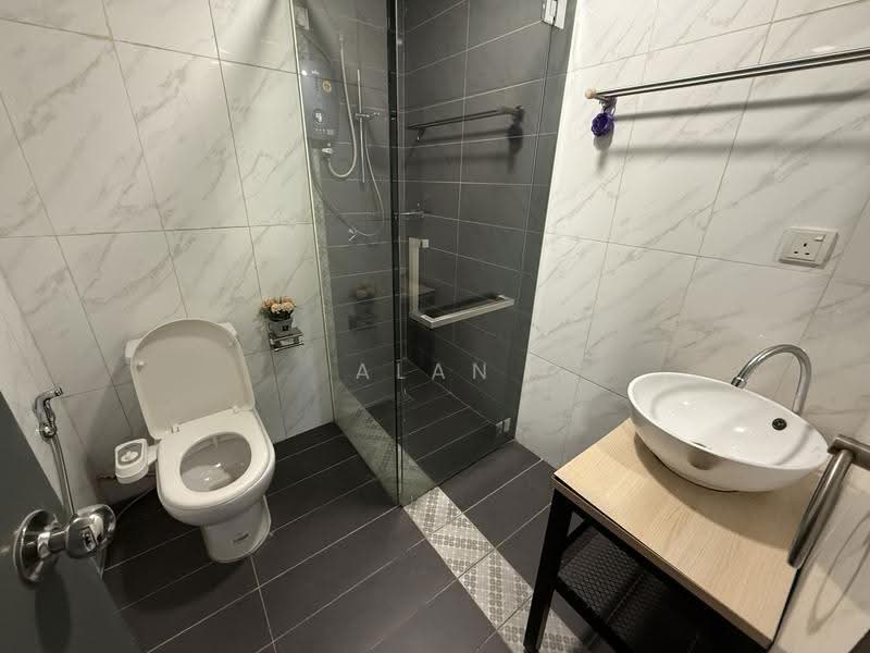 Service Residence for Rent at SOHO @ Empire City - Alan Chia - Bathroom - PropertyGuru.com.my