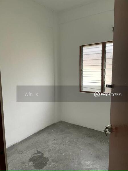 Untuk Dijual - Puchong Utama Court 2