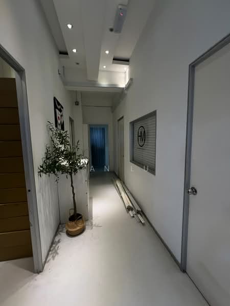 Shop / Office for Rent in Seksyen 5 Wangsa Maju (Wangsa Maju) - Yan Lu - Corridor - PropertyGuru.com.my