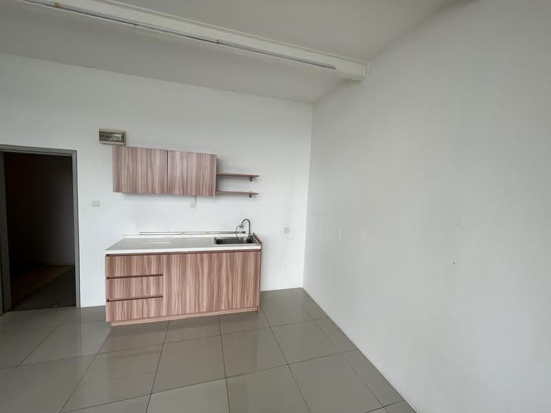 Condominium for Rent at SOHO @ Empire City - Alan Chia - Kitchen - PropertyGuru.com.my