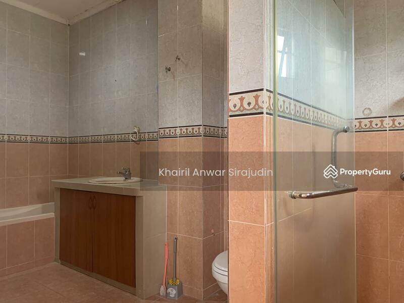 Rumah Teres 2 Tingkat untuk Dijual di Bukit Jelutong (Shah Alam) - Khairil Anwar Sirajudin - PropertyGuru.com.my