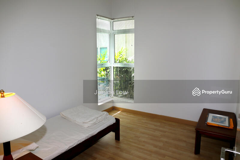 Untuk Dijual - Amaya Saujana