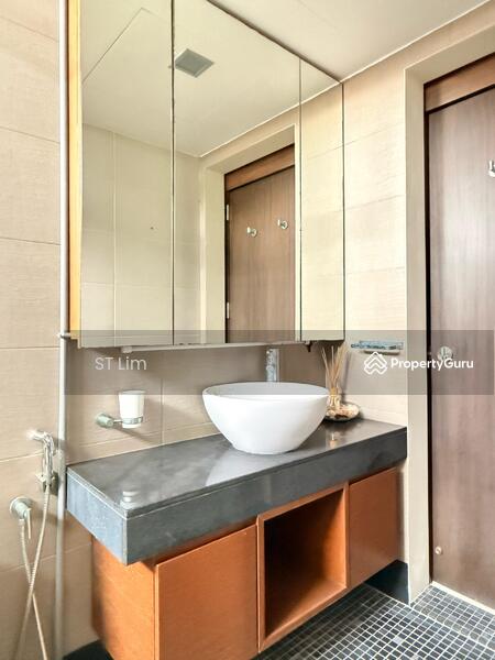Untuk Dijual - 4-storey Bungalow at Moonlight Bay in Penang Island