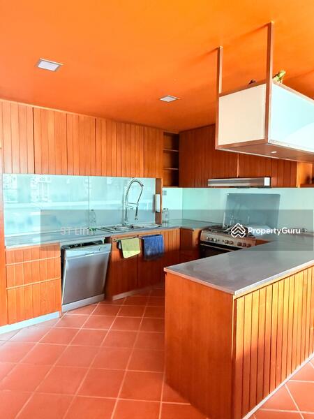 Untuk Dijual - 4-storey Bungalow at Moonlight Bay in Penang Island