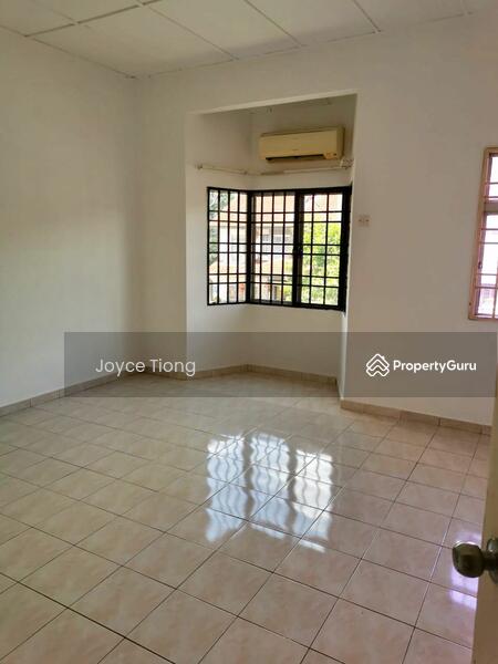 Untuk Disewa - 2 Storeys terrace house at Bandar Mahkota Cheras