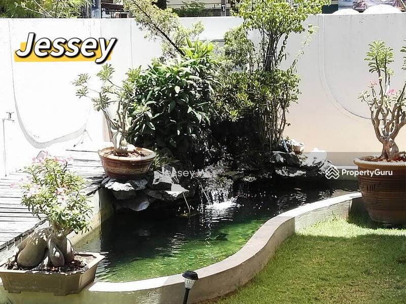 Untuk Disewa - Lilitan Batu Maung