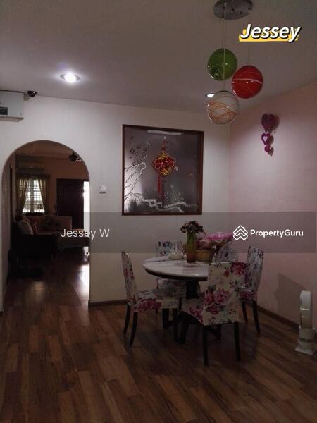 Untuk Disewa - Lilitan Batu Maung