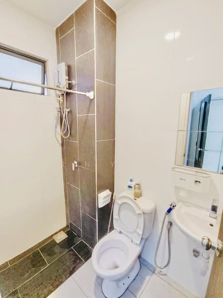 Kondominium untuk Disewa di Seasons Garden Residences - Erin Yusof - Bathroom - PropertyGuru.com.my