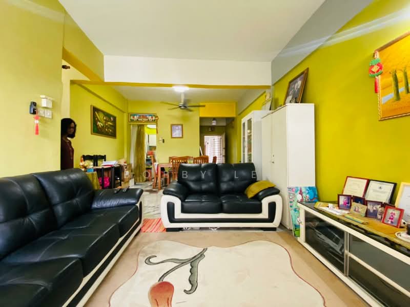 Condominium for Sale at Sri Permata - Bobby Lee - Living Room - PropertyGuru.com.my
