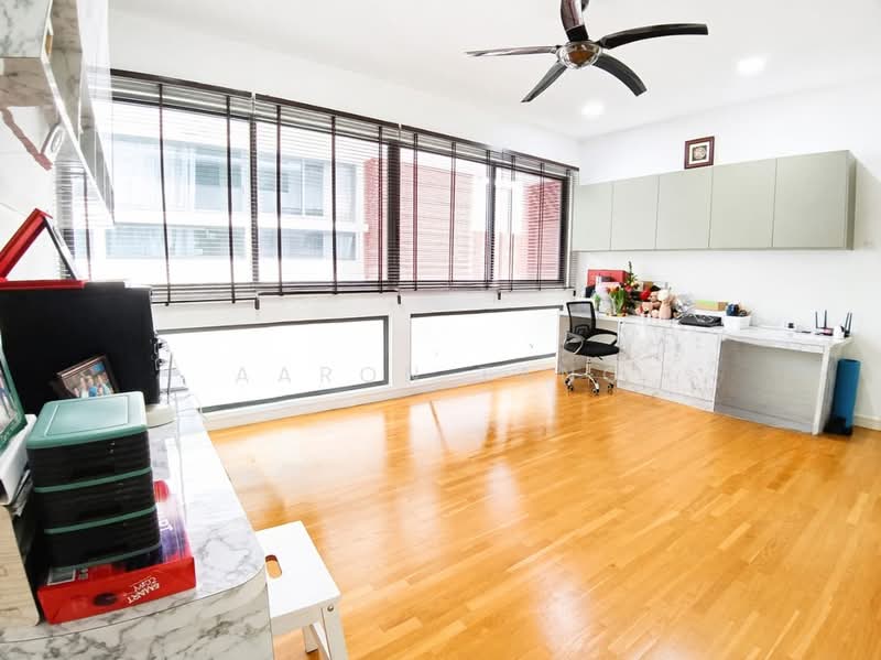 Semi-Detached House for Sale in Petaling Jaya (Selangor) - Aaron Tang - Study - PropertyGuru.com.my
