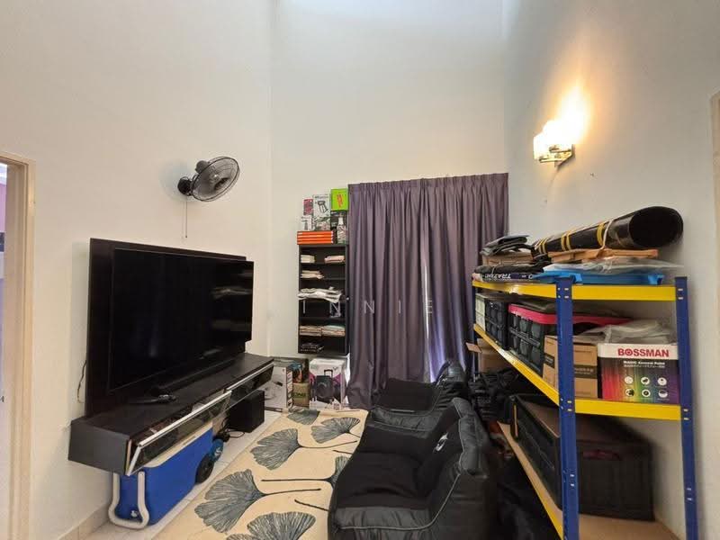 2-storey Terraced House for Sale in Bandar Tasik Puteri (Rawang) - Minnie Wong - Living Room - PropertyGuru.com.my