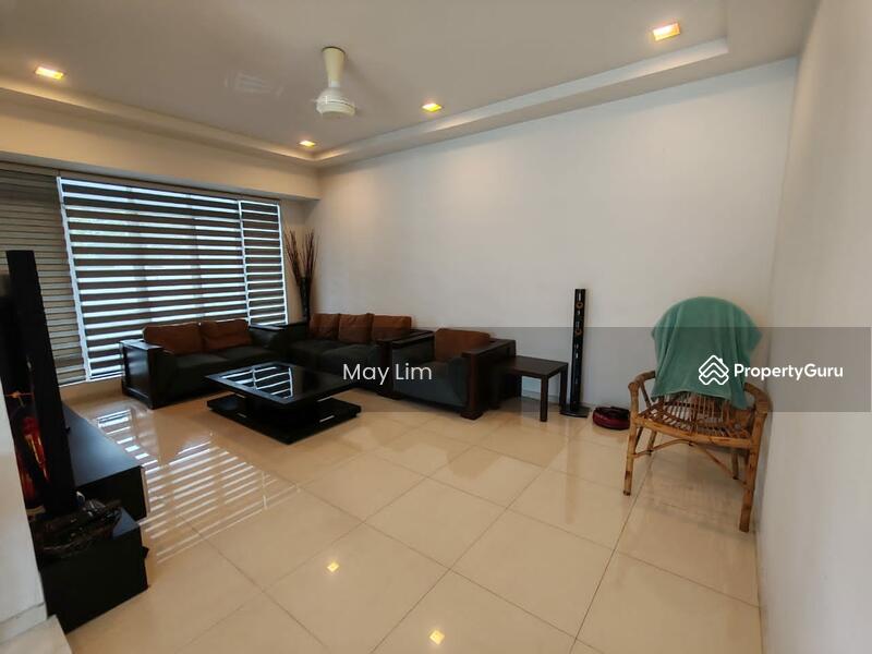 Taman Molek Double Storey Corner House, Jalan Molek, Molek, Johor Bahru