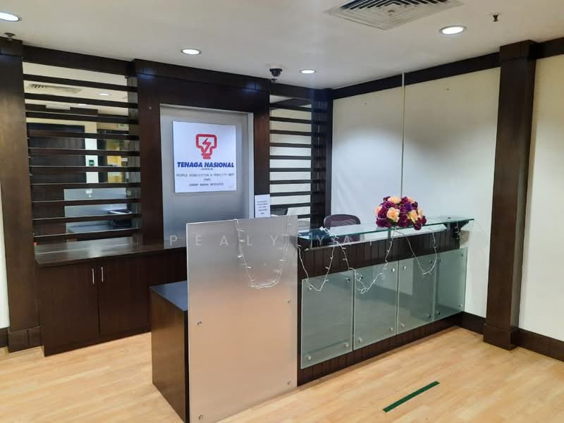 Office for Sale in Seksyen 10 (Petaling Jaya) - Pealy Yap - Entrance - PropertyGuru.com.my