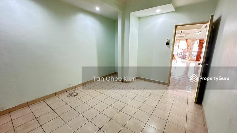 Bandar Kinrara untuk Untuk Dijual - RM 755,000, Feb 2026 - PropertyGuru.com.my