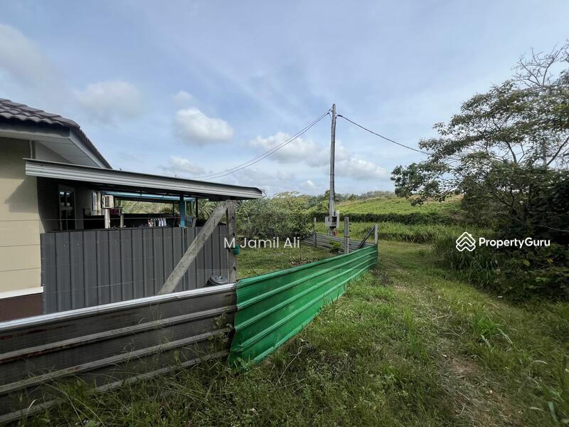 Tanah Pertanian untuk Dijual di Kampung Rahmat (Kluang) - M Jamil Ali - PropertyGuru.com.my