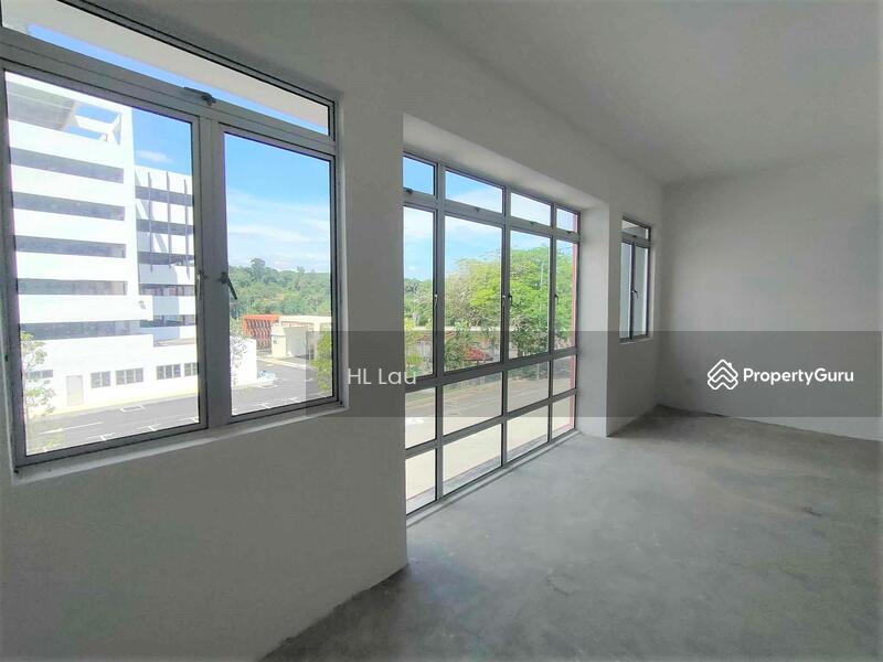 Untuk Disewa - Brand New 2nd Floor Office @ Salak Perdana Business Park facing Main Road
