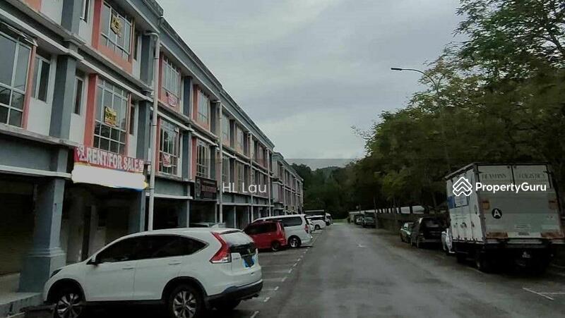 Untuk Disewa - Brand New 2nd Floor Office @ Salak Perdana Business Park facing Main Road