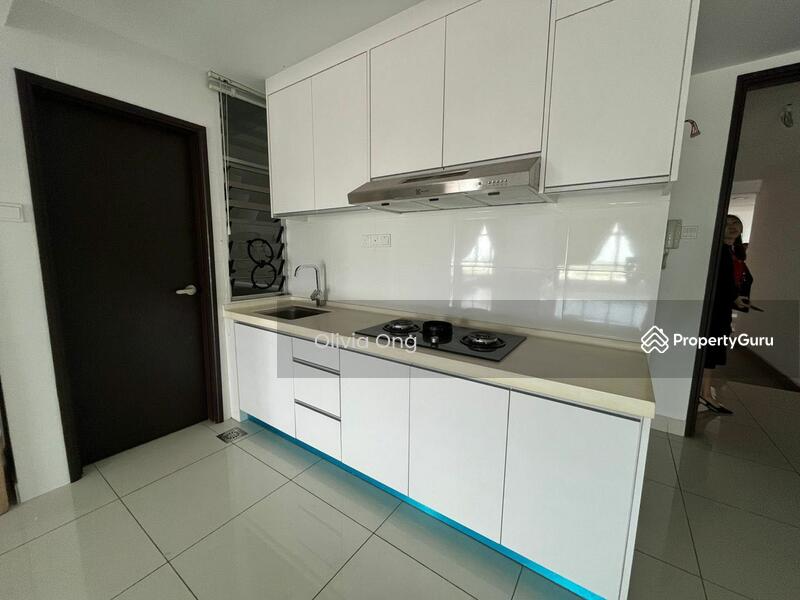 For Sale - Molek Pulai