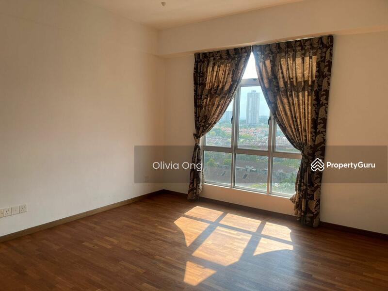 For Sale - Molek Pulai