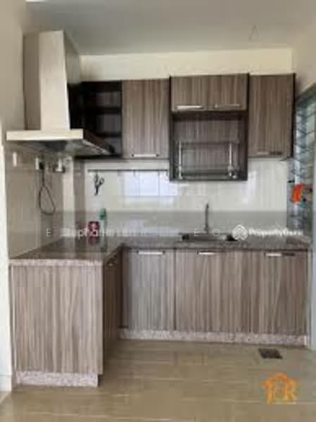 Rumah Bandar untuk Dijual di Kota Kemuning (Shah Alam) - Esther Leong - PropertyGuru.com.my