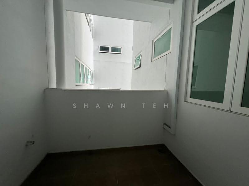 Service Residence for Sale at Parkland Residence - Shawn Teh - Exterior - PropertyGuru.com.my