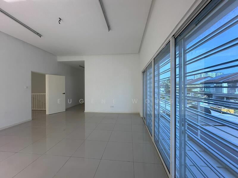 For Sale - Villa Avenue