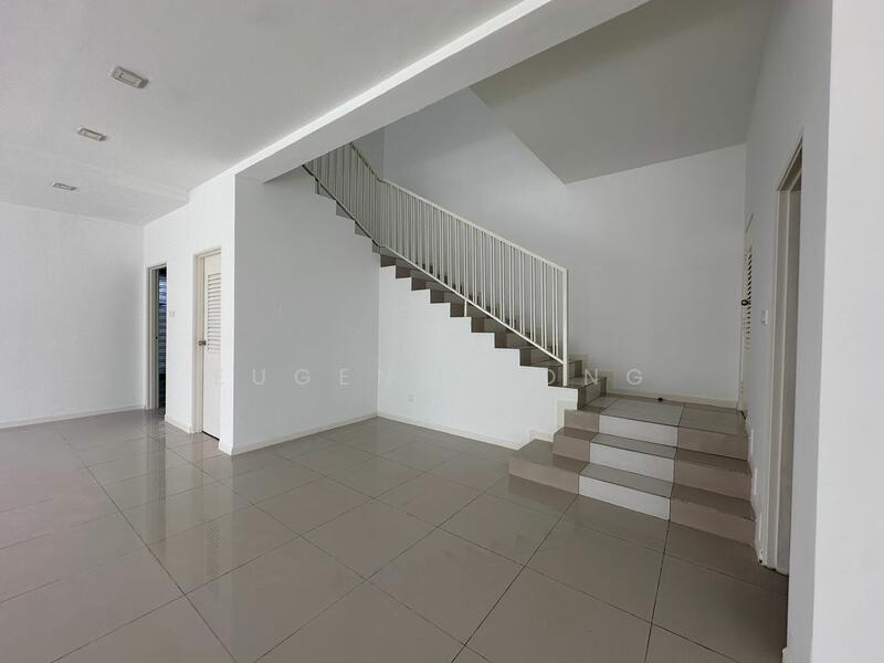 For Sale - Villa Avenue