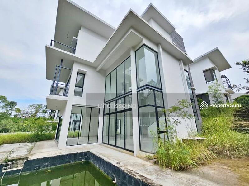 For Sale - The Lakes Link Bungalows