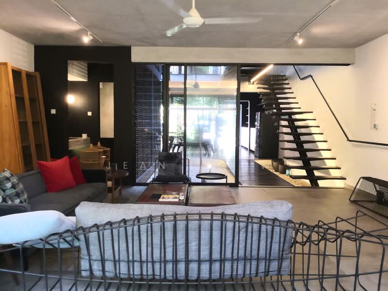 3-storey Terraced House for Rent in Sri Hartamas (Kuala Lumpur) - Jean Chiew - Living Room - PropertyGuru.com.my
