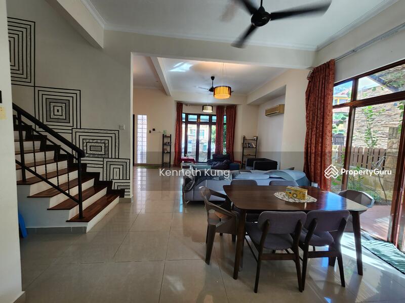 For Sale - Lengkok Sungai Emas 3 Storey Semi D Batu Ferringhi