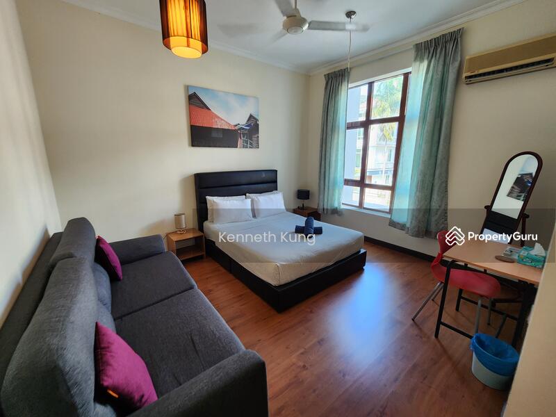 For Sale - Lengkok Sungai Emas 3 Storey Semi D Batu Ferringhi