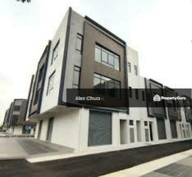 Corner unit @Bandar Rimbayu Uptown, Next to Lotus .McDonald. Facing ...