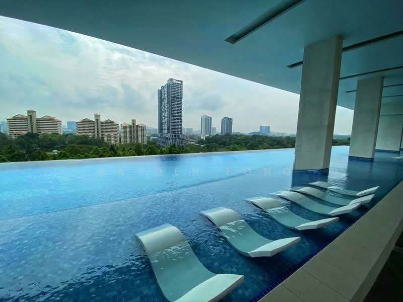 Servis Apartment untuk Disewa di The Park Sky Residence - Kayden Fong - Pool - PropertyGuru.com.my