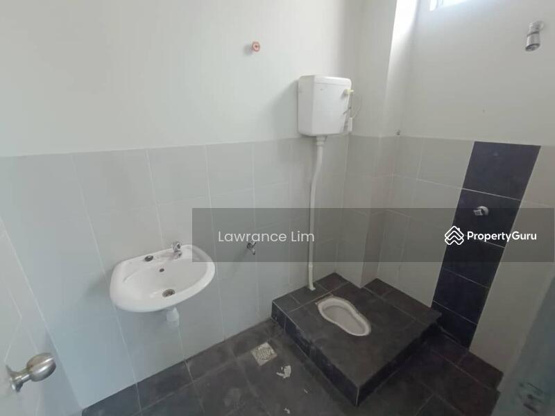 For Rent - Tasik utama Semi D Factory Warehouse