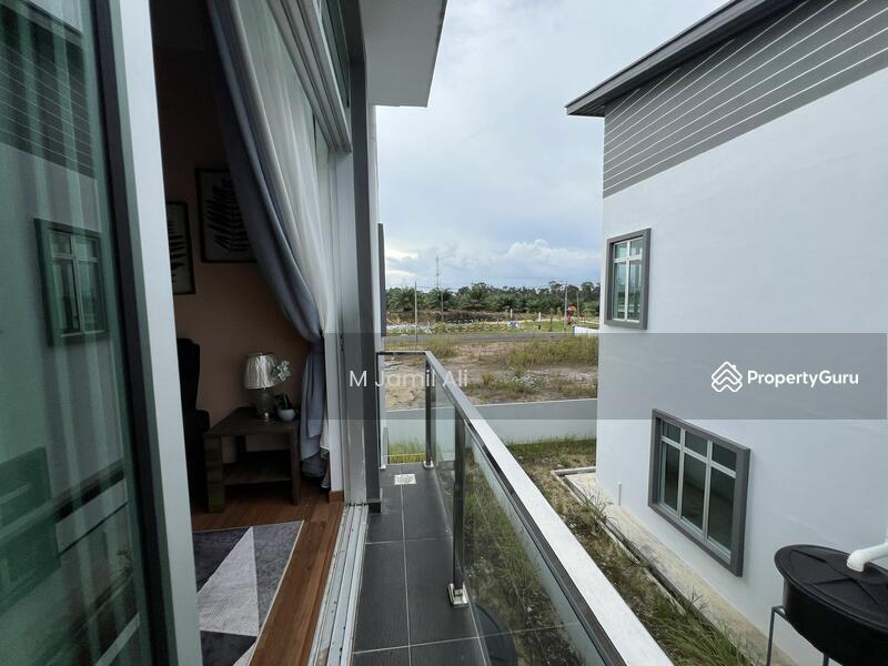 For Sale - Yong Peng