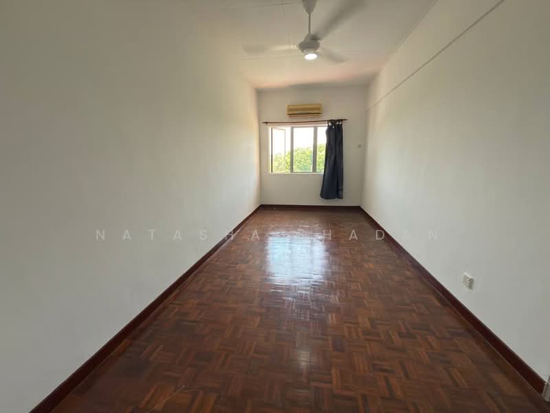 Townhouse for Sale in Shah Alam (Selangor) - Natasha Shadan - PropertyGuru.com.my