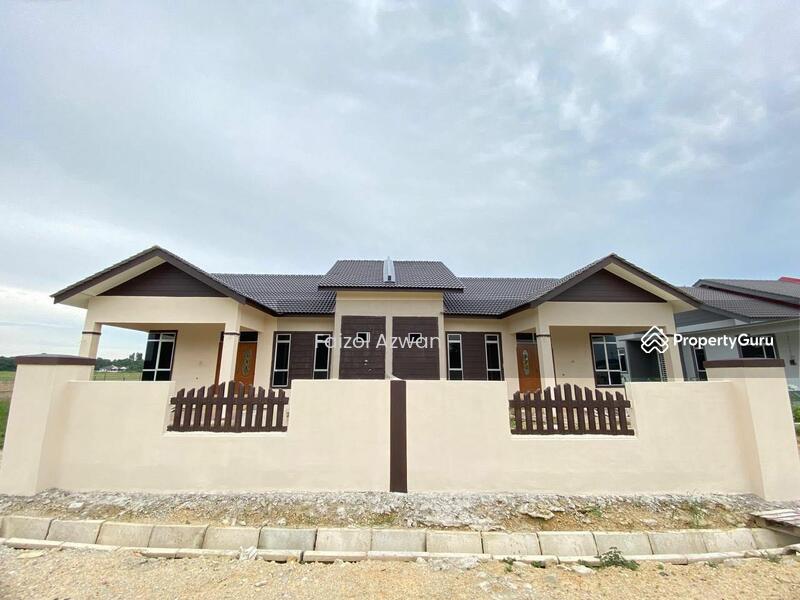 For Sale - Semi D di Padang Halban, Melor