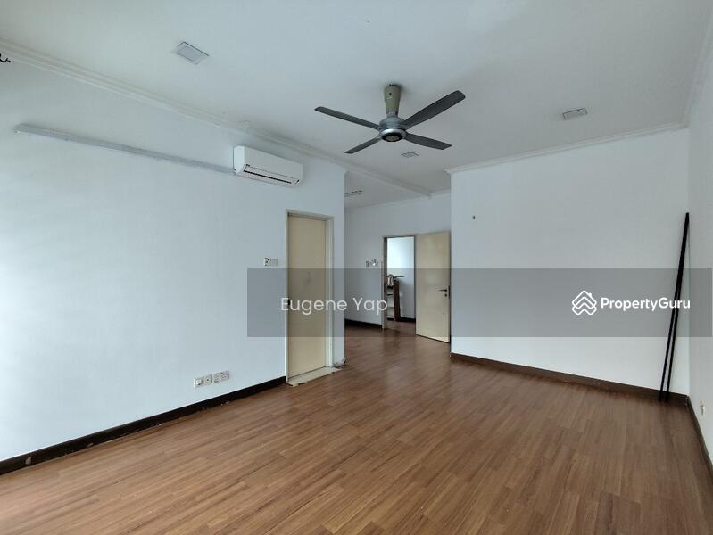 Untuk Dijual - Jalan Putra Harmoni, Putra Height, Subang Jaya