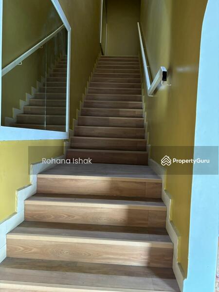 Untuk Dijual - 2 Storey Shoplot DATARAN SURIA Puncak Alam RENOVATED UNIT