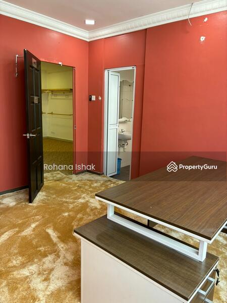 Untuk Dijual - 2 Storey Shoplot DATARAN SURIA Puncak Alam RENOVATED UNIT