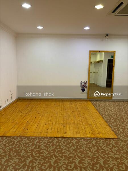Untuk Dijual - 2 Storey Shoplot DATARAN SURIA Puncak Alam RENOVATED UNIT