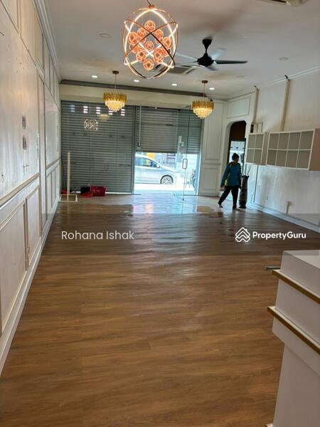 Untuk Dijual - 2 Storey Shoplot DATARAN SURIA Puncak Alam RENOVATED UNIT