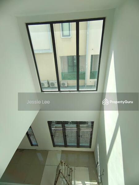 Vista Hill, LA 38x80, Full extend at the back, Partly Nicely Reno, Bandar Mahkota Cheras untuk Untuk Dijual - RM 1,380,000, Mac 2026 - PropertyGuru.com.my