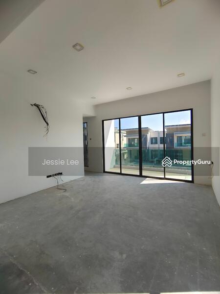 Vista Hill, LA 38x80, Full extend at the back, Partly Nicely Reno, Bandar Mahkota Cheras untuk Untuk Dijual - RM 1,380,000, Mac 2026 - PropertyGuru.com.my